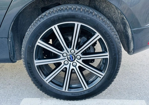Volvo XC 60 cena 93900 przebieg: 89000, rok produkcji 2016 z Radom małe 254